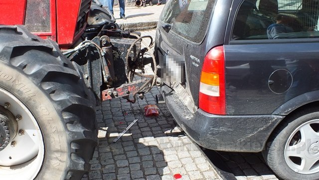 Kolizja na ul. Bydgoskiej w Nakle nad Notecią