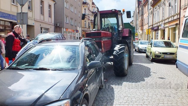 Kolizja na ul. Bydgoskiej w Nakle nad Notecią