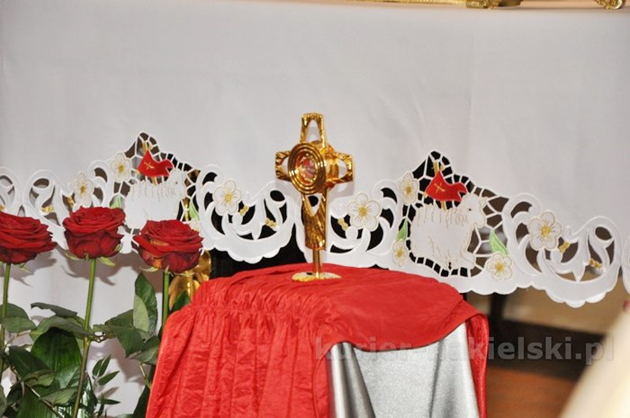 Wprowadzenie relikwii św. Floriana do kościoła w Zamościu [FILM]