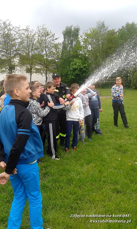 Strażacy przeszkolili młodzież w Kołaczkowie