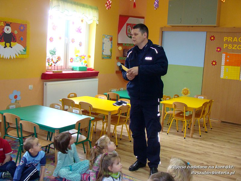 Policjant w przedszkolu