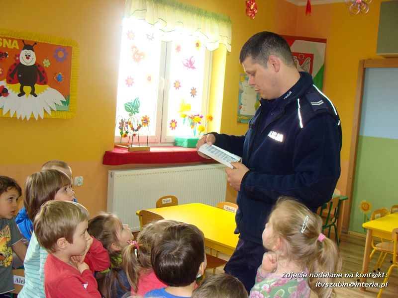 Policjant w przedszkolu