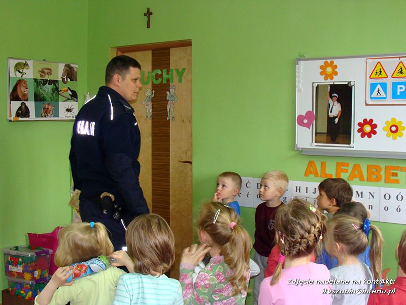 Policjant w przedszkolu