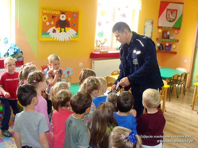 Policjant w przedszkolu