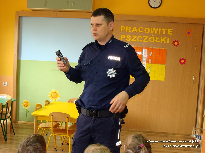 Policjant w przedszkolu