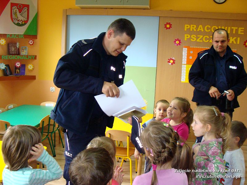 Policjant w przedszkolu