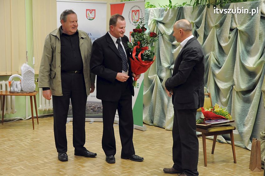 Uroczyste wręczenie medalu im. ks. Jana Kleina,Markowi Nikodemowi