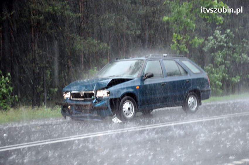 Kolizja trzech osobówek w Kołaczkowie