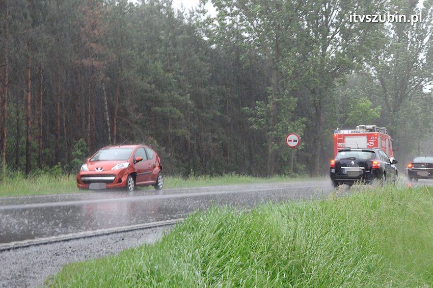 Kolizja trzech osobówek w Kołaczkowie