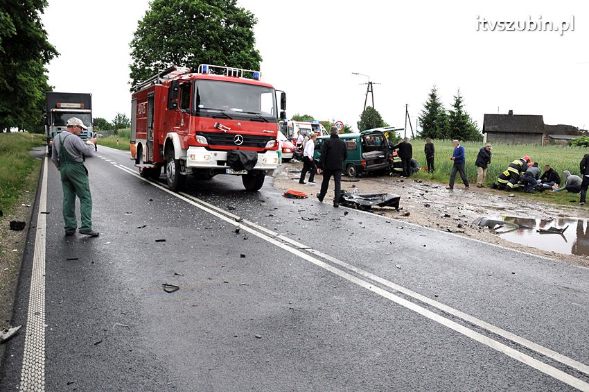 Osiem osób poszkodowanych w wypadku w Starym Jarużynie