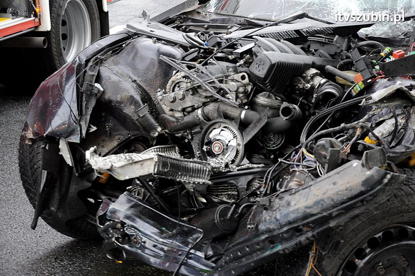 Osiem osób poszkodowanych w wypadku w Starym Jarużynie