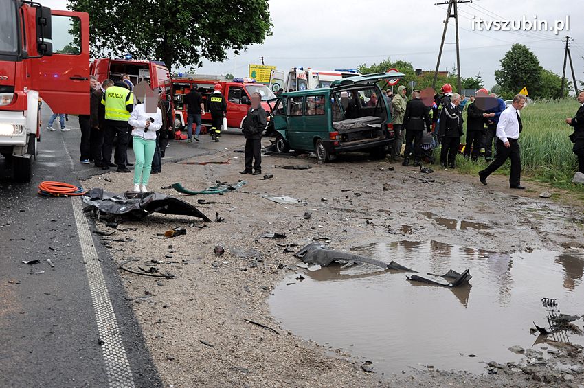 Osiem osób poszkodowanych w wypadku w Starym Jarużynie