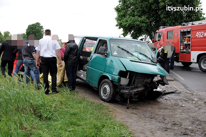 Osiem osób poszkodowanych w wypadku w Starym Jarużynie
