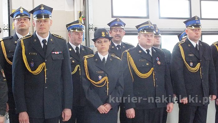 Uroczysty apel w Komendzie Powiatowej PSP w Nakle nad Notecią