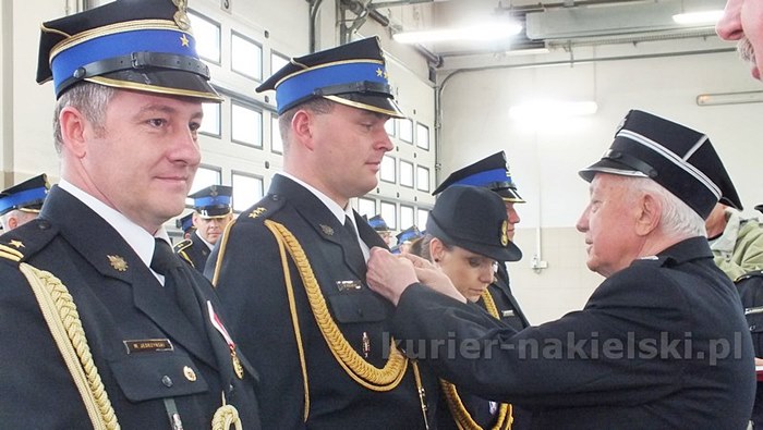 Uroczysty apel w Komendzie Powiatowej PSP w Nakle nad Notecią