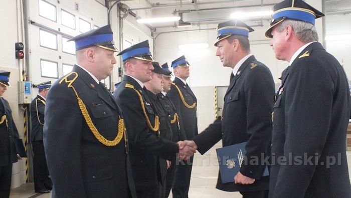 Uroczysty apel w Komendzie Powiatowej PSP w Nakle nad Notecią