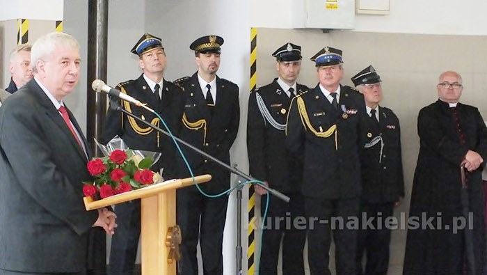 Uroczysty apel w Komendzie Powiatowej PSP w Nakle nad Notecią