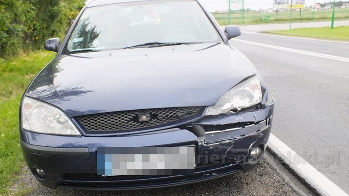 Kolizja z udziałem trzech samochodów na krajowej dziesiątce