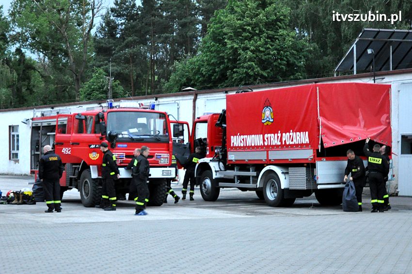 Strażacy powrócili do swoich jednostek