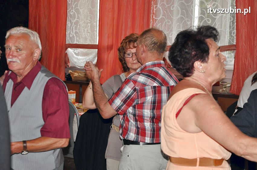 Seniorzy w tanecznych rytmach