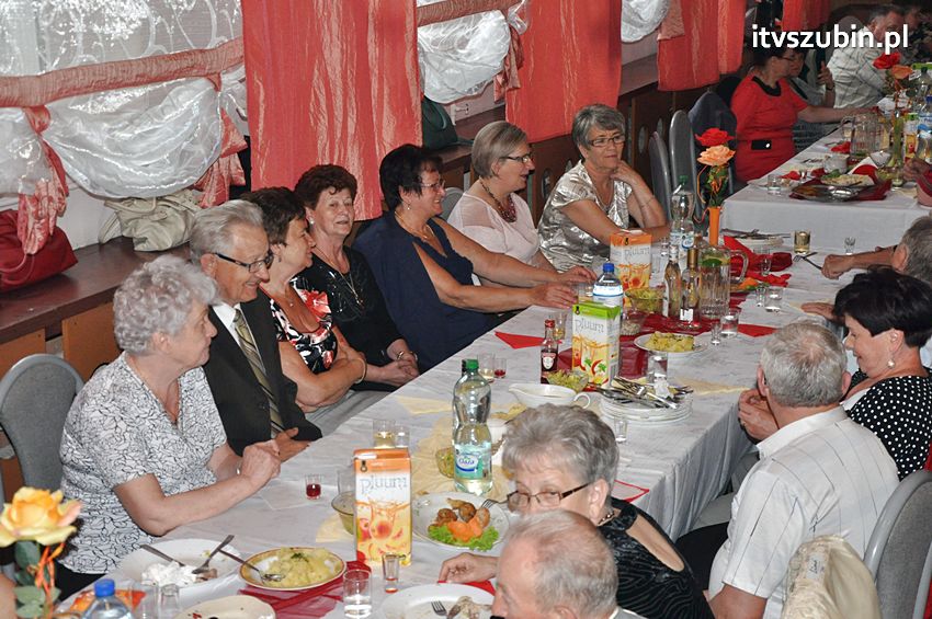 Seniorzy w tanecznych rytmach