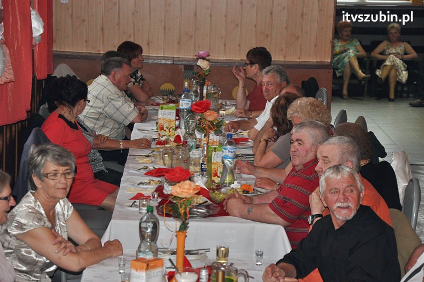 Seniorzy w tanecznych rytmach