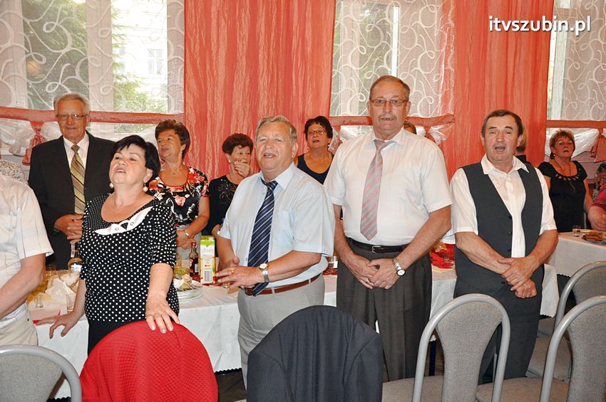 Seniorzy w tanecznych rytmach