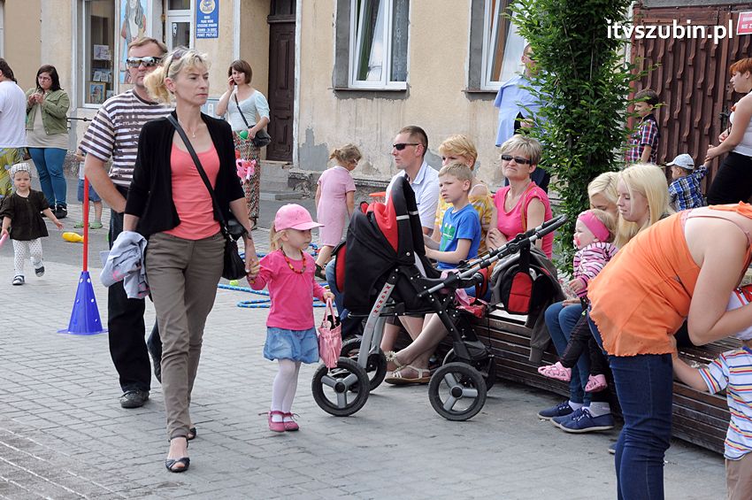 Dzień Dziecka na szubińskim rynku