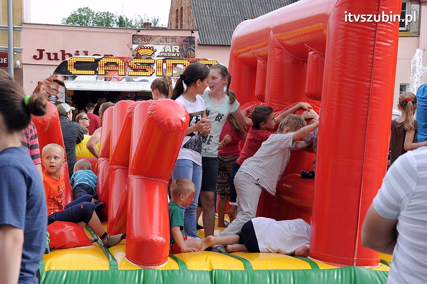 Dzień Dziecka na szubińskim rynku