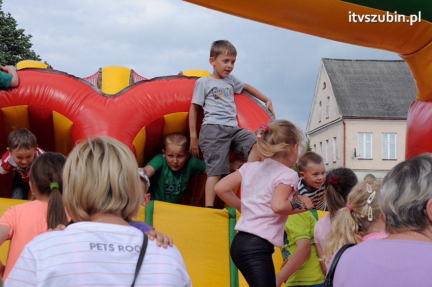Dzień Dziecka na szubińskim rynku