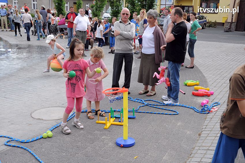 Dzień Dziecka na szubińskim rynku