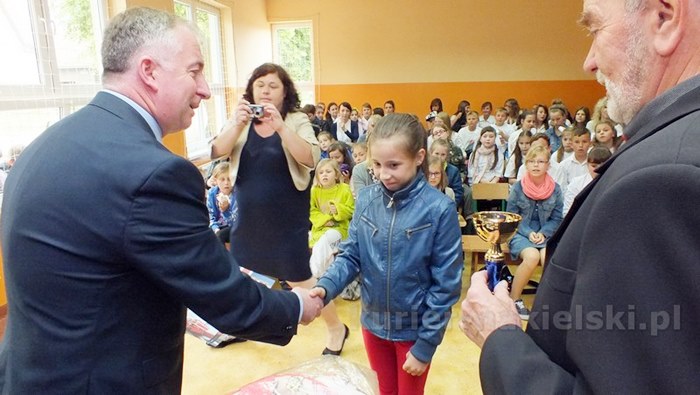 VII Powiatowy Festiwal Piosenki Anglojęzycznej odbył się w Olszewce