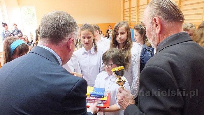 VII Powiatowy Festiwal Piosenki Anglojęzycznej odbył się w Olszewce