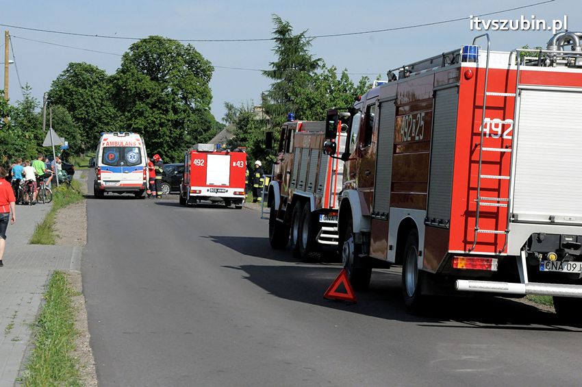Zderzenie dwóch samochodów osobowych w Turze