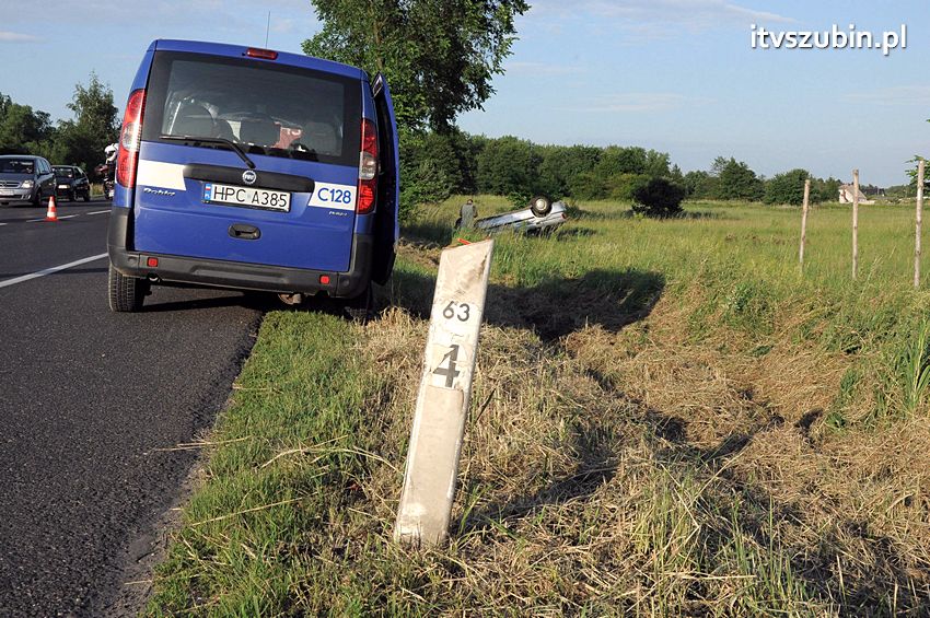 Dachowanie osobówki na krajowej piątce