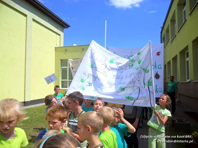 Wielki sukces SP Tur - myśliwi o ekologii i odznaka za zasługi dla łowiectwa dla nauczycielki przyrody!