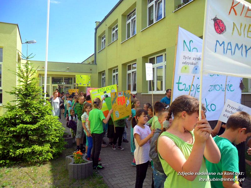 Wielki sukces SP Tur - myśliwi o ekologii i odznaka za zasługi dla łowiectwa dla nauczycielki przyrody!