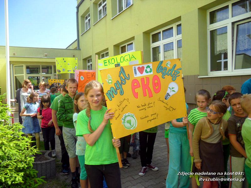 Wielki sukces SP Tur - myśliwi o ekologii i odznaka za zasługi dla łowiectwa dla nauczycielki przyrody!