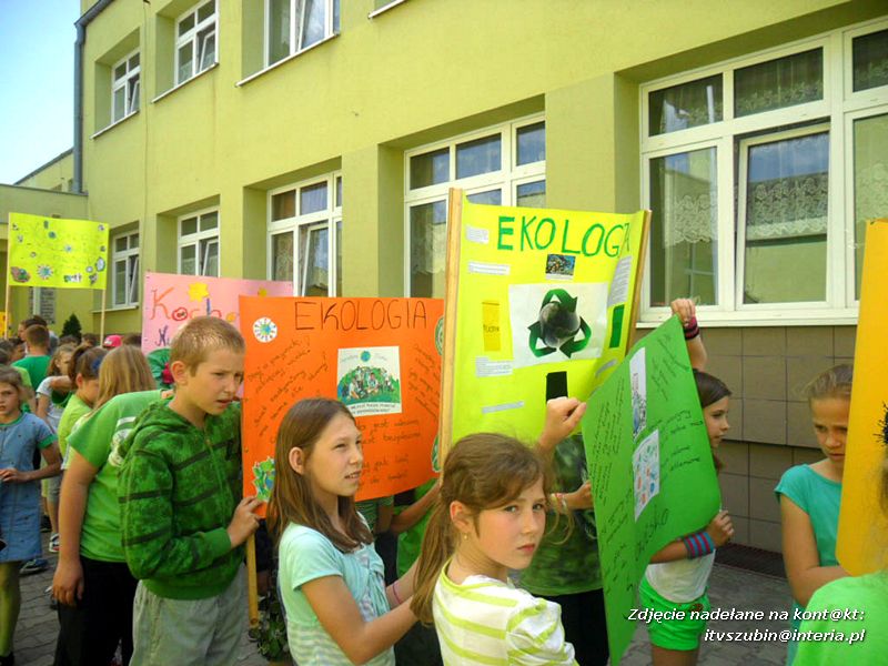 Wielki sukces SP Tur - myśliwi o ekologii i odznaka za zasługi dla łowiectwa dla nauczycielki przyrody!