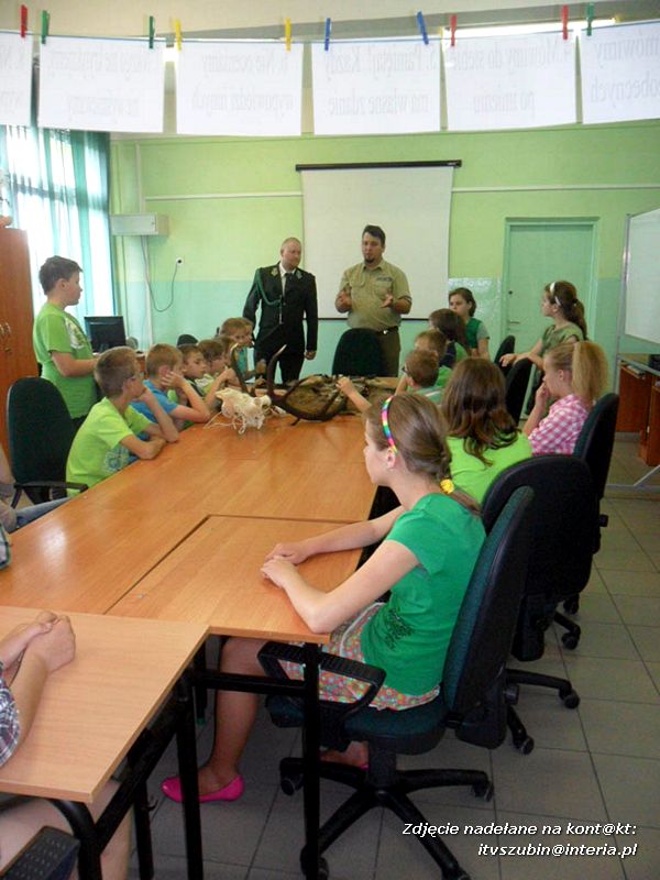 Wielki sukces SP Tur - myśliwi o ekologii i odznaka za zasługi dla łowiectwa dla nauczycielki przyrody!