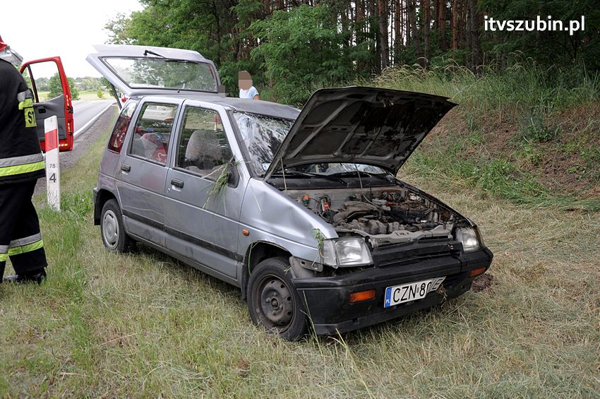 Dachowanie osobówki w Nowym Świecie