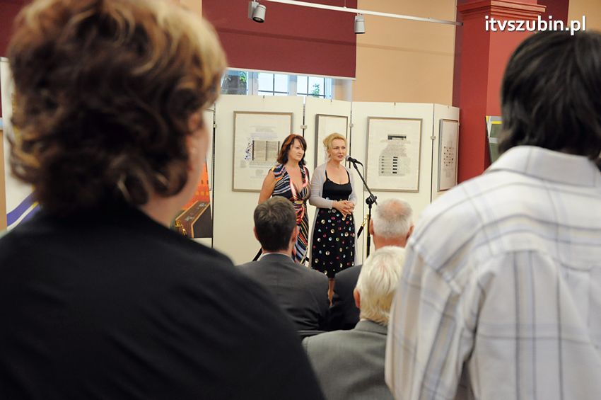 W Szubinie otwarto wystawę prac artystów zawodowych z Polski i Niemiec