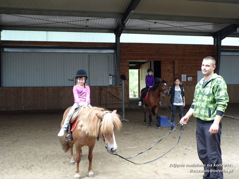 Przedszkolaki z Turu w wiosce indiańskiej