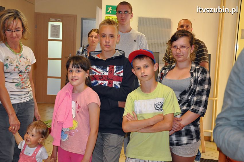 Bombowce, śmigłowce i samoloty szturmowe w bibliotece