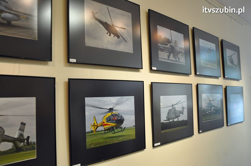 Bombowce, śmigłowce i samoloty szturmowe w bibliotece