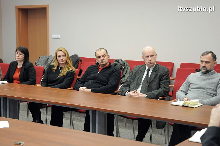 Szubińska dwójka już jesienią wzbogaci się o boisko wielofunkcyjne [FILM]