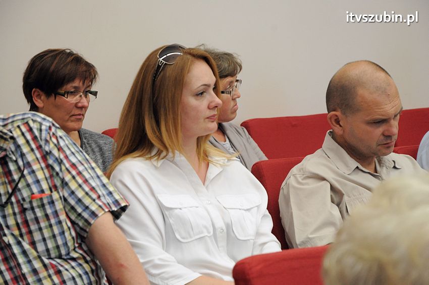 Szubińska dwójka już jesienią wzbogaci się o boisko wielofunkcyjne [FILM]