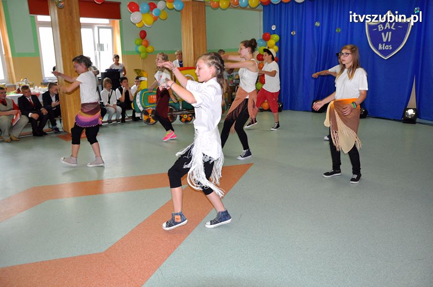 Bal szóstoklasistów z jedynki