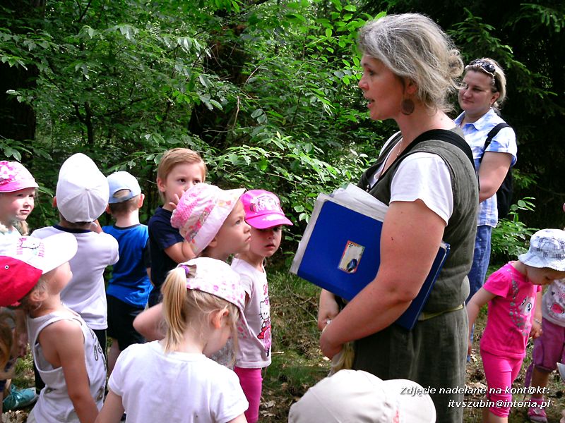 Słoneczka i Biedronki? na wycieczce w Brzózkach