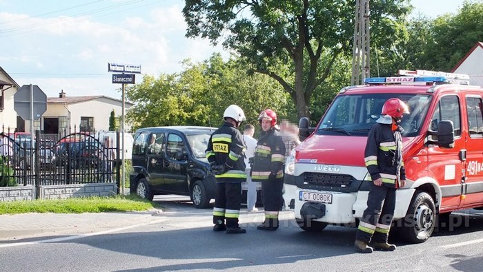 Kolizja trzech pojazdów w Trzeciewnicy